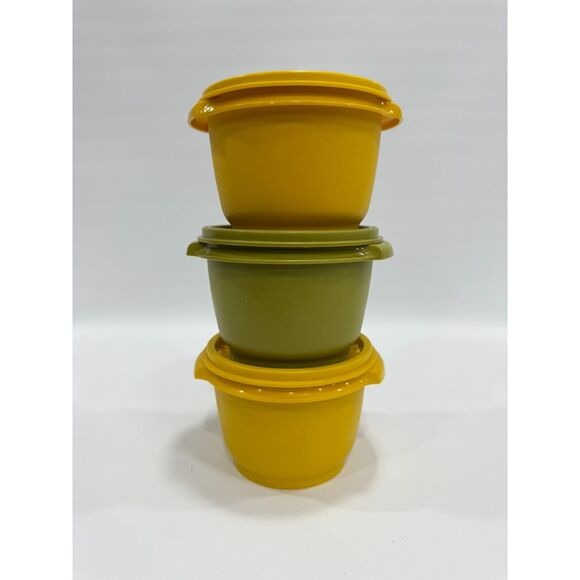 Vintage Tupperware 2 x Green 886-35, Yellow 886-18 with Lids Servalier Container - Picture 4 of 9